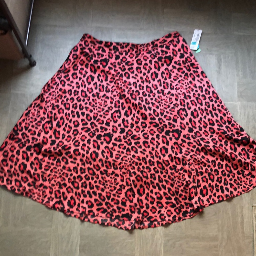 Worthington pink leopard skirt 14 NWT